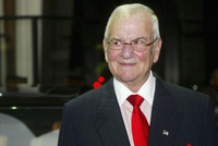 汽车业传奇人物艾柯卡去世 享年94岁