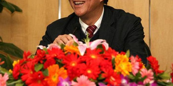 粤科董事长_粤丰集团董事长图片(2)