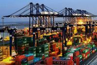 海关总署:前4个月对美贸易顺差5701.9亿元 扩大10.5%