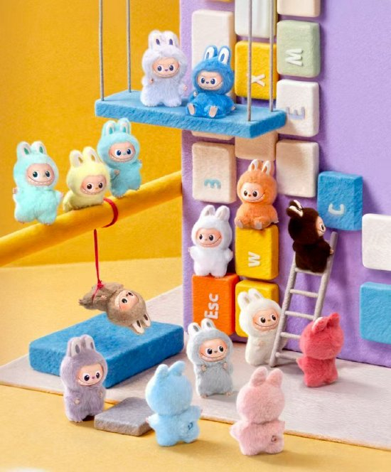 泡泡玛特是卖什么产品的 w700d1q75cms.jpg?by=cms_fixed_width