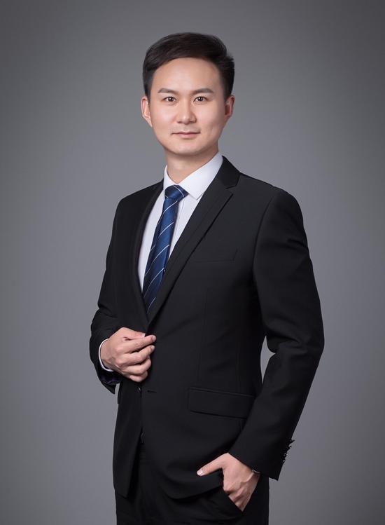 (2018银华基金杯新浪十佳银行理财师大赛季军、广发银行理财师 袁曼思)