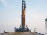 美国新一代登月火箭“太空发射系统”发射倒计时停在-40分钟