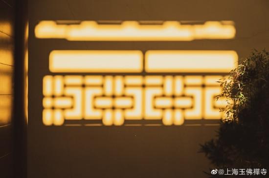 新春祈福,是否一定要烧香才灵?(图片来源:@上海玉佛禅寺 )
