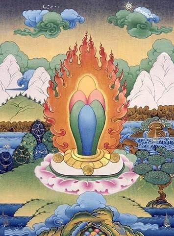 手捧摩尼宝的忧恼人