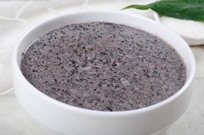 素食养生:黑芝麻粥