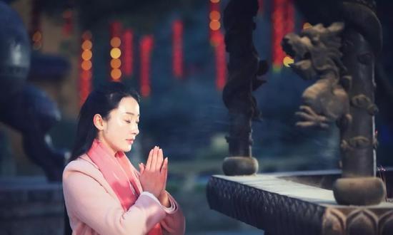 初学者读什么样的经书比较合适?(摄影:惜缘法师)