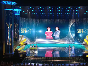 视频：《阳光灿烂的日子》回忆杀！宁静陶虹同框颁奖