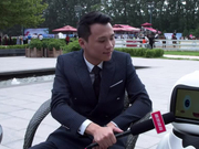 特智慧中国智慧机器人创始人谢拳艺接受新浪马术采访