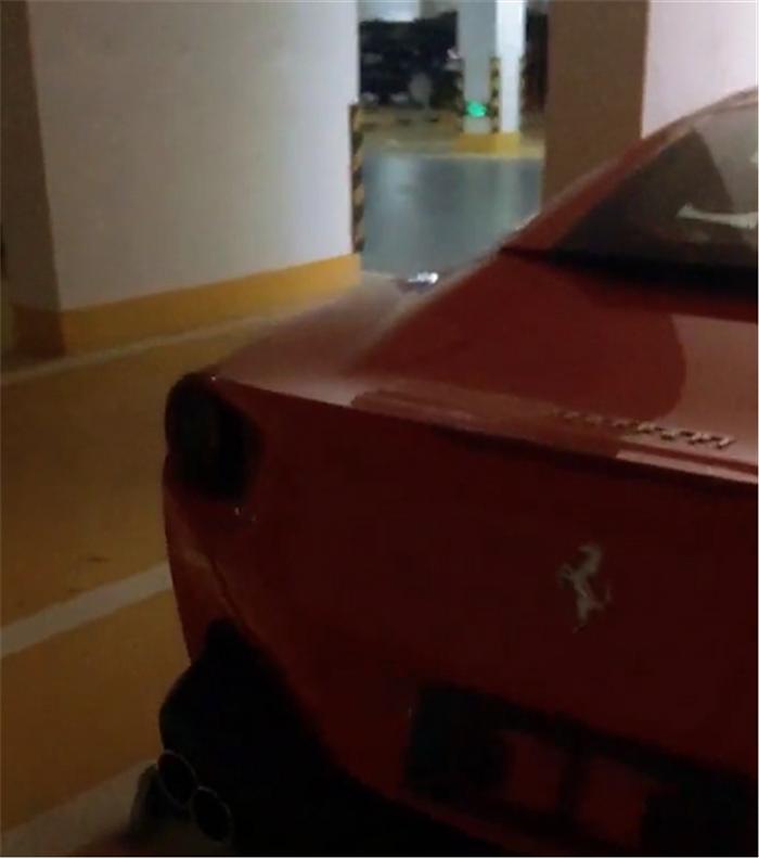 普宁首台法拉利Portofino现车库，引擎盖设计似“花魁”