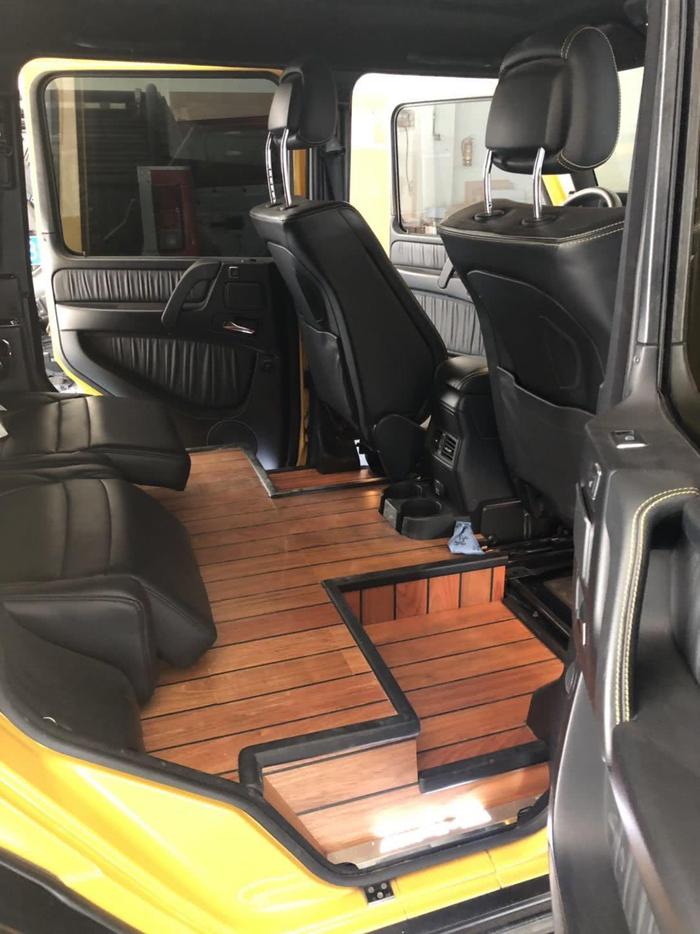 奔驰G63中的土豪 车内居然改装了造型奇特的地板和商务座椅