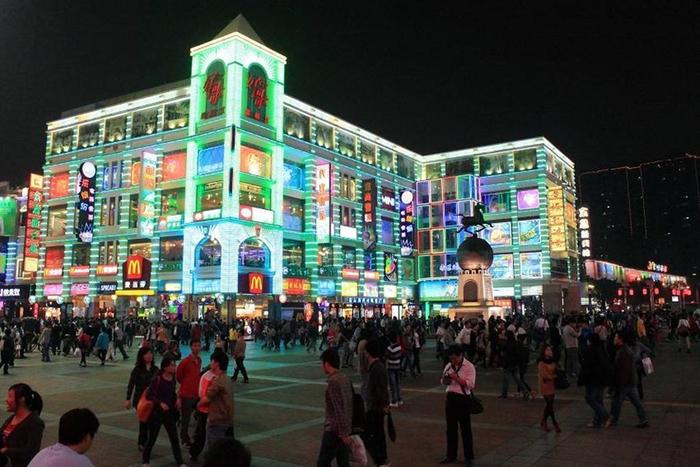 鉴赏：中国顶级步行街之广州上下九商业街