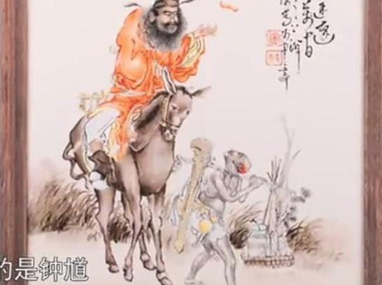 小伙带四幅瓷板画鉴宝，主持人直呼开眼了，专家直接估天价