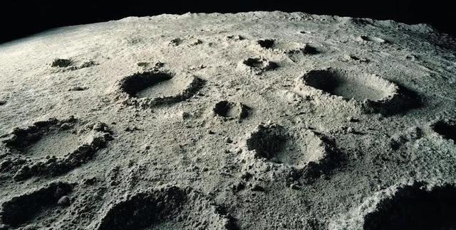 1969年阿波罗11号登月，直播信号中断4分30秒内幕新解