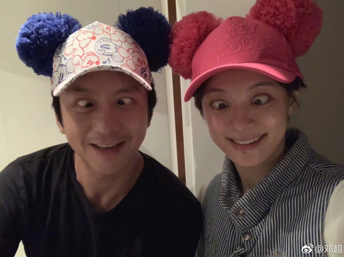 邓超请客卡里却没钱，电话开免提质问妻子，孙俪7字回应笑翻全场