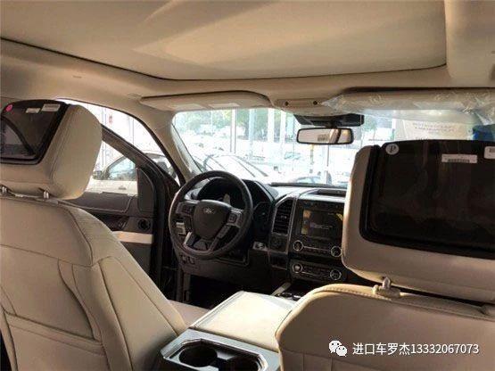 大气阳刚的硬汉风格全尺寸SUV2018款福特征服者3.5T四驱配置