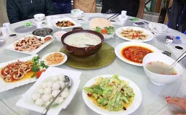 15道宴席竟然不重样,这座城市才是云南美食天堂!!
