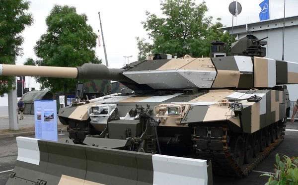 新轻型坦克遥控武器站测试画面公开 国产坦克将会普及这种利器