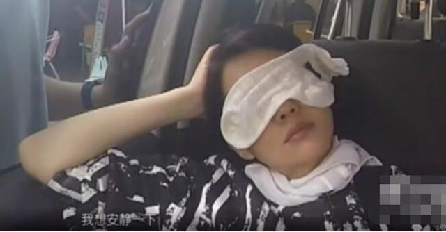 宁静吐槽花少2的人太会演，这已经是她第二次公开处刑花少2的人了