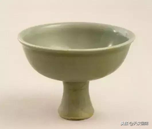 高足杯——元代瓷器中最流行的器型