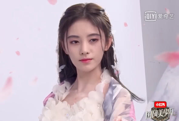 《国风美少年》鞠婧祎教你用文言文表白，网友：最后一句是真爱！