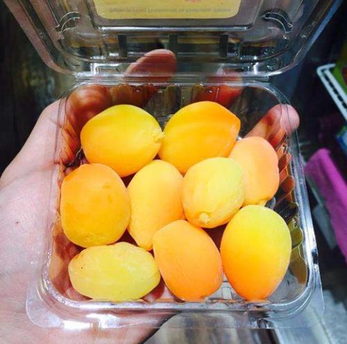 重庆新晋网红水果，透鲜可爱25元1斤，吃嘴里感觉不对：没下次