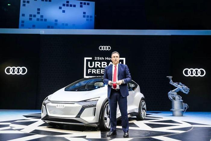 资讯 | 奥迪纯电智能概念车AI：ME在上海全球首秀
