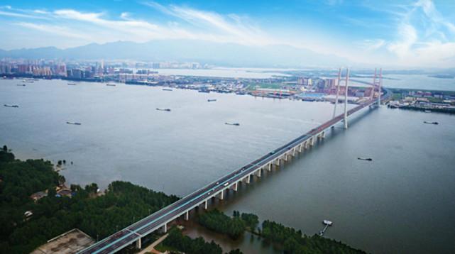 欧洲这次高兴坏了！请求中国建造世界级大桥，让其节省10多个亿