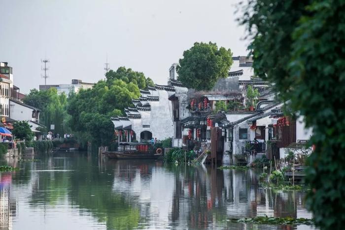 <a href='http://travel.sina.com.cn/suzhou-lvyou/?from=b-keyword' ><em>苏州</em></a>有座古镇很特别,这里有姚明难忘的童年生活