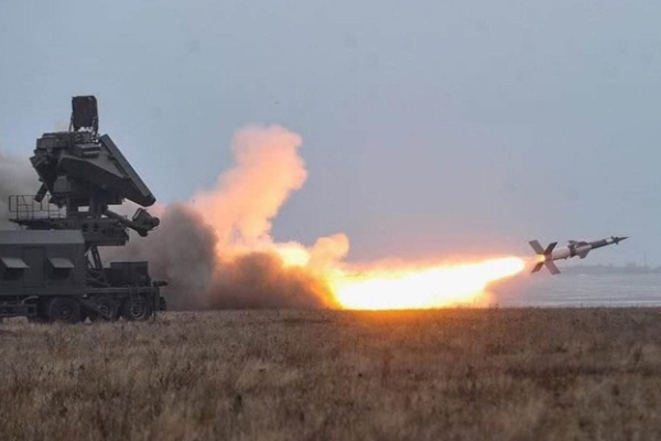 雄鹿新战术核心浮出水面 哈登加盟后球队攻防体系迎来全面升级