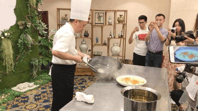 寻找老底子的瓯味，温州美食攻略系列——大厨都你做“芙蓉蝤蠓”