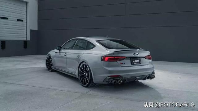 实拍|ABT奥迪RS5 Sportback，水泥灰的最高玩法