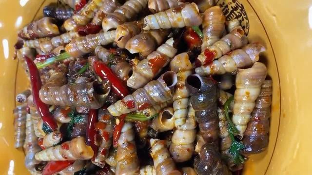 爆炒钉螺，经济实惠，做法简单麻辣咸香，难以抗拒！