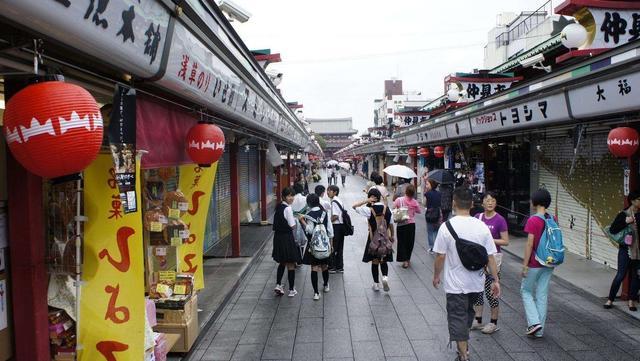 日本人来中国旅游，为何如此热衷自助餐？大部分人都没猜到！