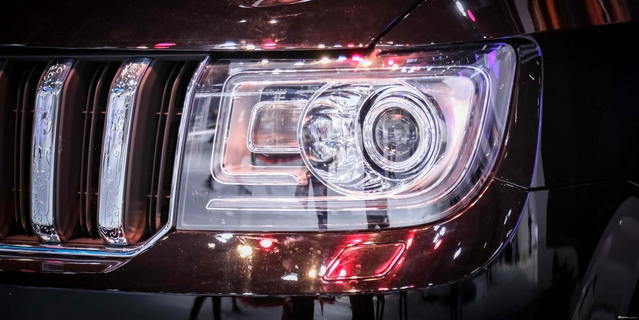 中国版“路虎” 红旗LS5亮相上海车展