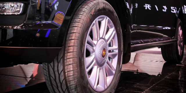 中国版“路虎” 红旗LS5亮相上海车展