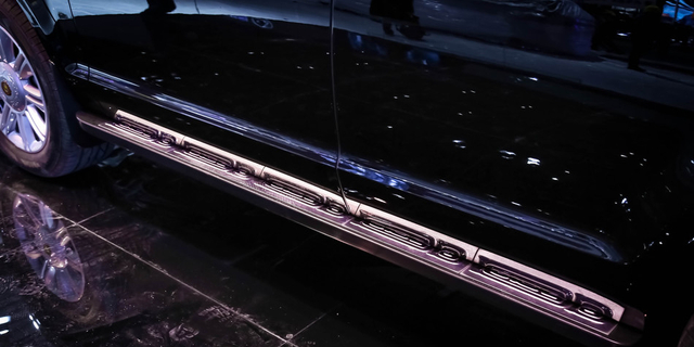 中国版“路虎” 红旗LS5亮相上海车展