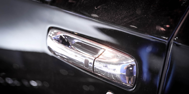 中国版“路虎” 红旗LS5亮相上海车展