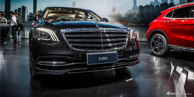 首发实拍奔驰新款S级
