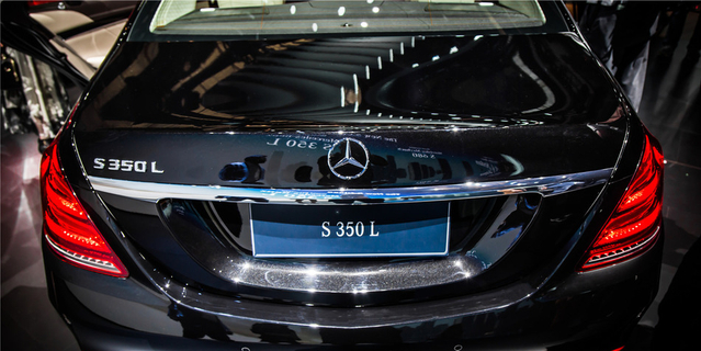 首发实拍奔驰新款S级