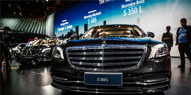 首发实拍奔驰新款S级