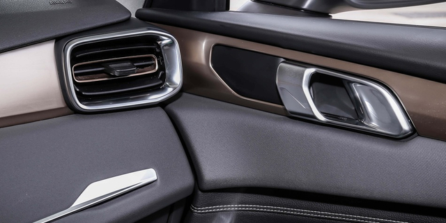 领克01细节图赏 做工用料质感棒