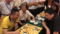 视频-观战室古力笑称半目胜负