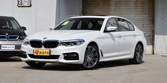 2018款宝马5系2.0T自动530Li尊享型 M运动套装