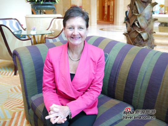 四季酒店集团亚太区市场销售副总裁Susan Devins女士 四季酒店集团亚太区市场销售副总裁Susan Devins女士