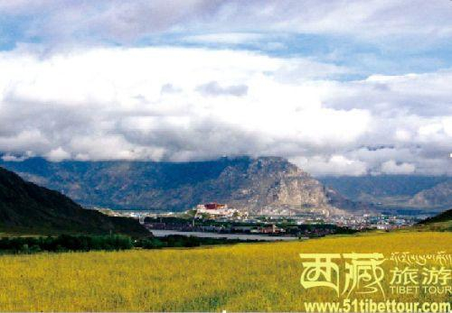 跋山涉水去探洞