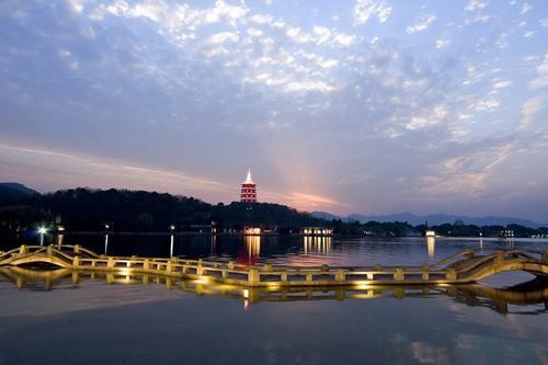 西湖夜色 西湖夜色