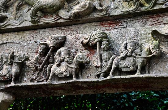 新浪旅游配图:石雕 摄影:止水微澜 新浪旅游配图:石雕 摄影:止水微澜