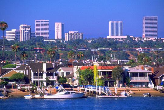 Newport海滩(图片版权归Anaheim/Orange County Visitor & Convention Bureau所有,未经许可请勿转载) Newport海滩(图片版权归Anaheim/Orange County Visitor & Convention Bureau所有,未经许可请勿转载)
