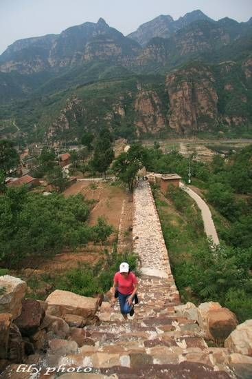 将军关石长城是驴友热衷的登山线路 图片来源:刘立 将军关石长城是驴友热衷的登山线路 图片来源:刘立