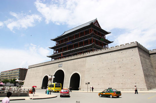 武威南城门,又叫昭武门,始建于隋代。 武威南城门,又叫昭武门,始建于隋代。